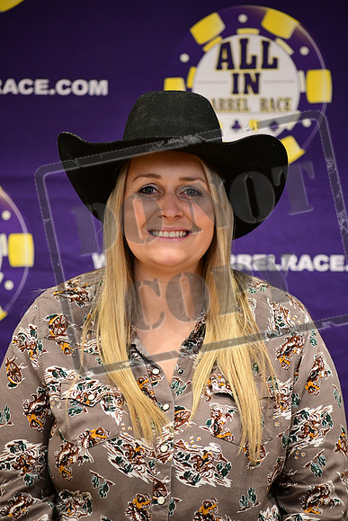 43 JANAE HOY
